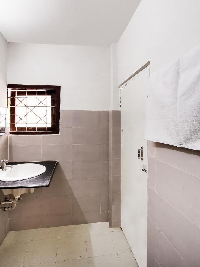 Spot On 43451 Hotel Sakunthala International ティルネルヴェーリ エクステリア 写真
